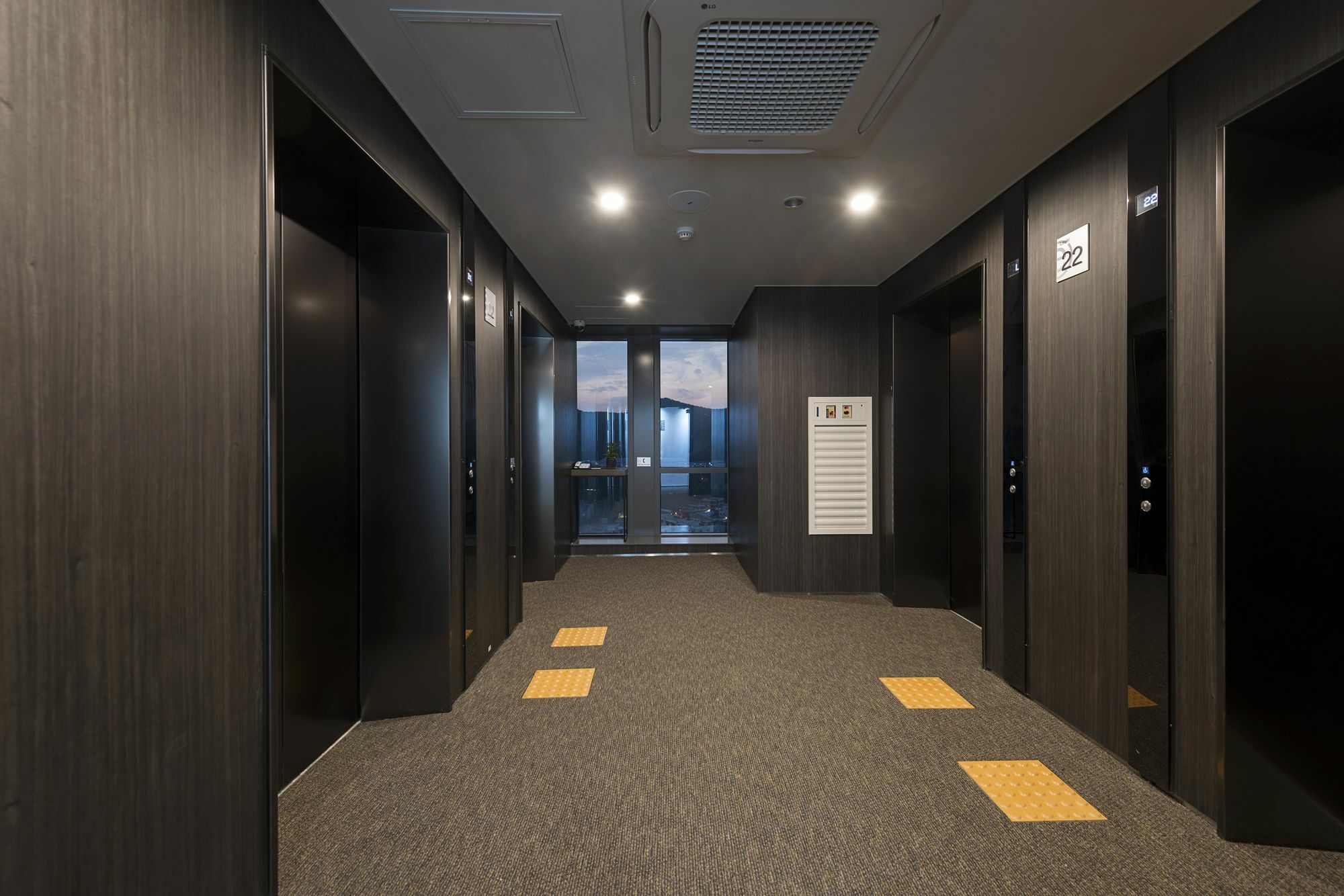 Ramada Encore By Wyndham Busan Haeundae Экстерьер фото
